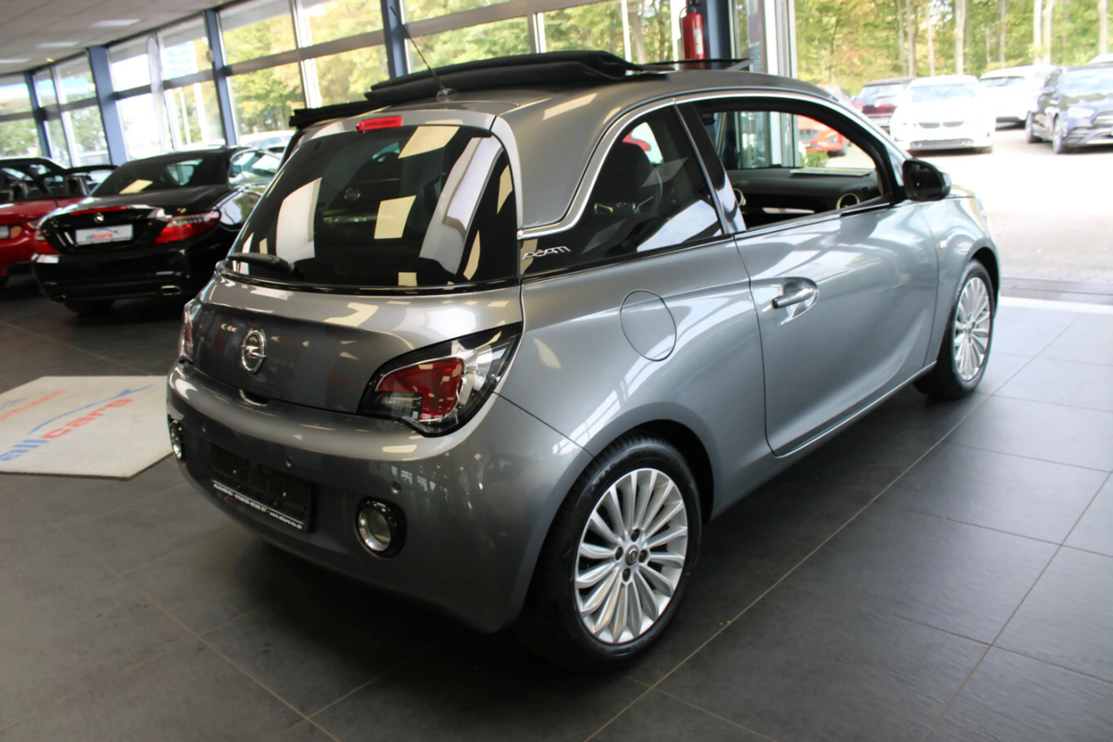 Opel Adam 1.2 Open Air 120 Jahre — photo 7