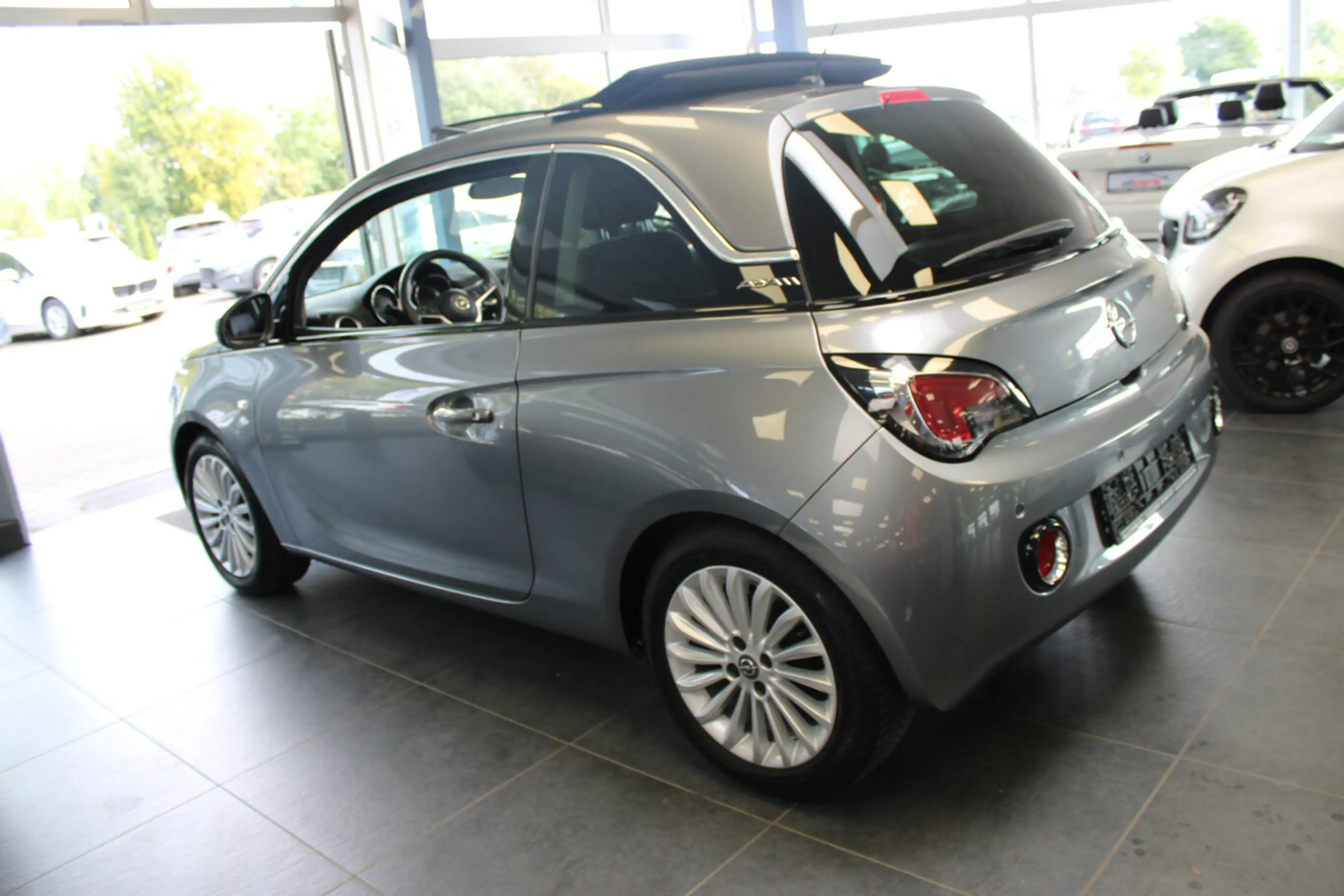 Opel Adam 1.2 Open Air 120 Jahre — photo 4
