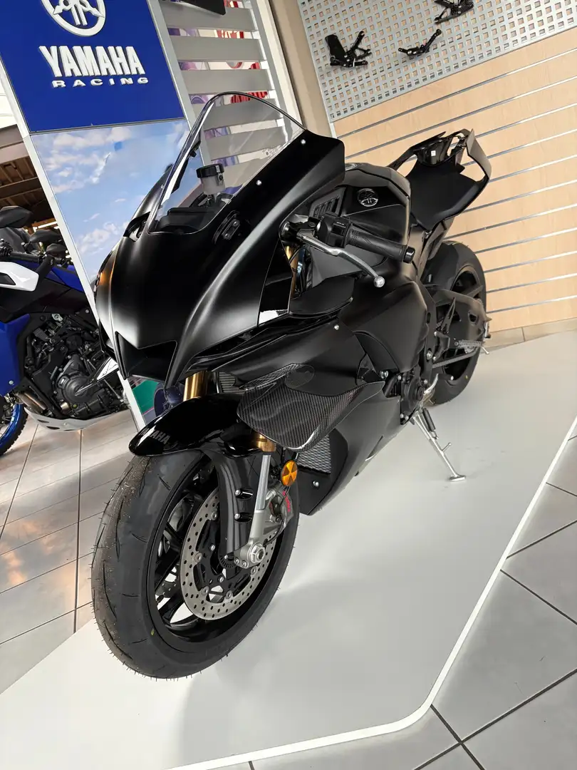 Yamaha YZF-R1 RACE Noir - 1