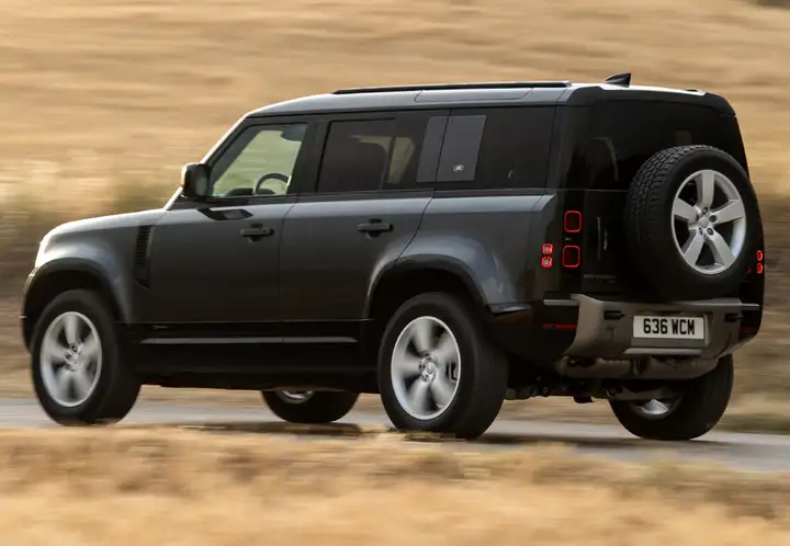 Land Rover Defender Com. 110 SW E 2016, foto 32