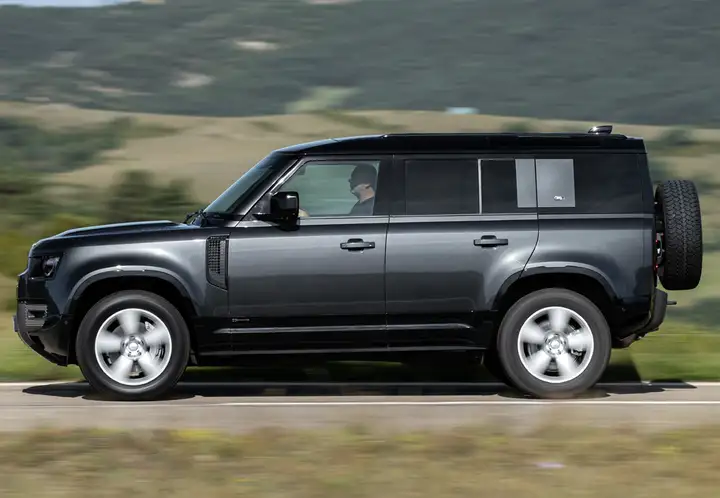 Land Rover Defender Com. 110 SW E 2016, foto 21