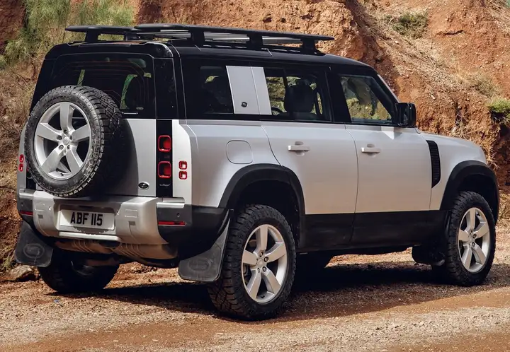 Land Rover Defender Com. 110 SW E 2016, foto 26