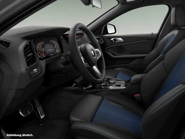 BMW 1 Series view 3