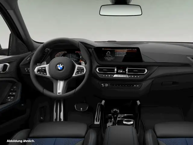BMW 1 Series view 4