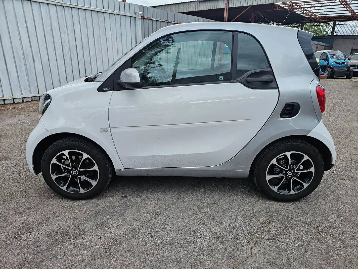 smart forTwo Fortwo 1.0 Passion 71cv twinamic Bianco - 2