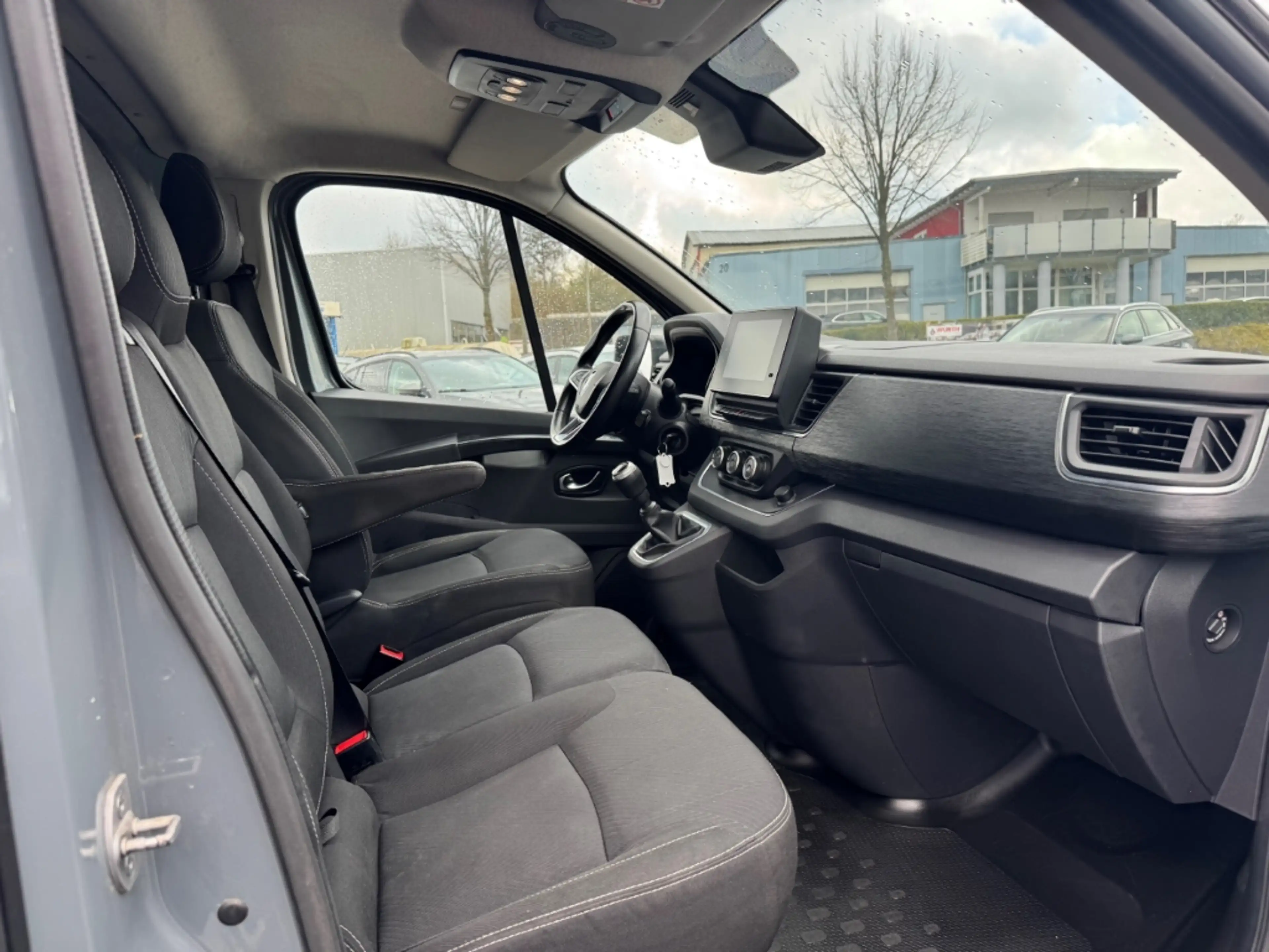 Renault Trafic Kasten L1H1 2,8t Komfort LED Temp Tel.-Vorb. PDC S — photo 8