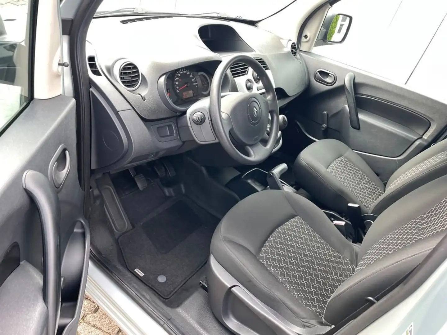 Renault Kangoo Kangoo Rapid 1.5 dCi 75 FAP Extra Gris - 2