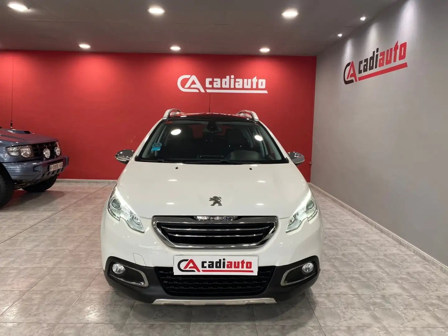 Peugeot 2008 1.6 BlueHDI S&S Allure 120 - 2