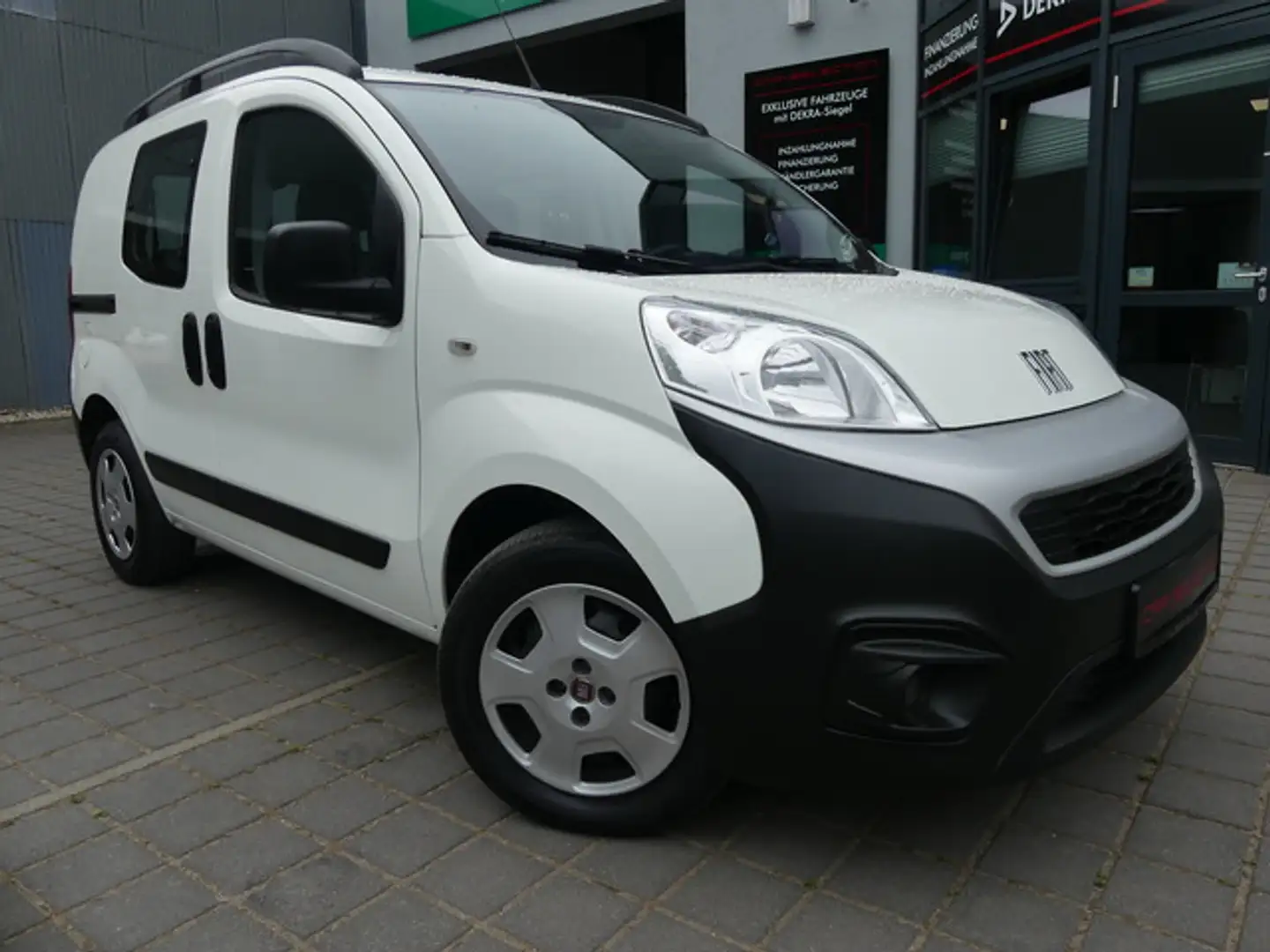 Fiat Fiorino SX Kombi KLIMA/PDC/SHZ/DAB Weiß - 1