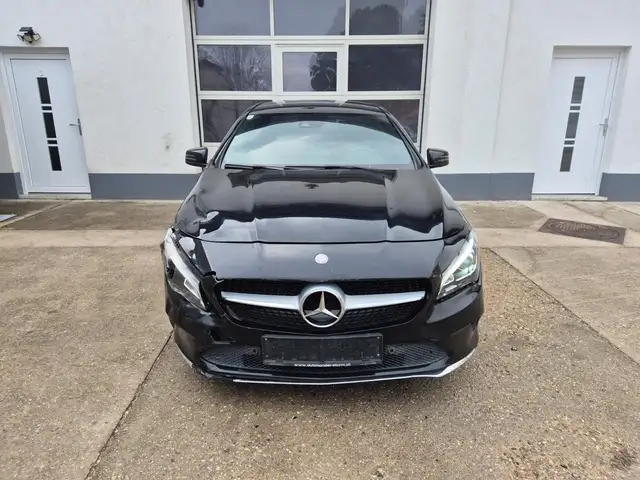 Mercedes-Benz CLA Shooting Brake CLA 220 CDI