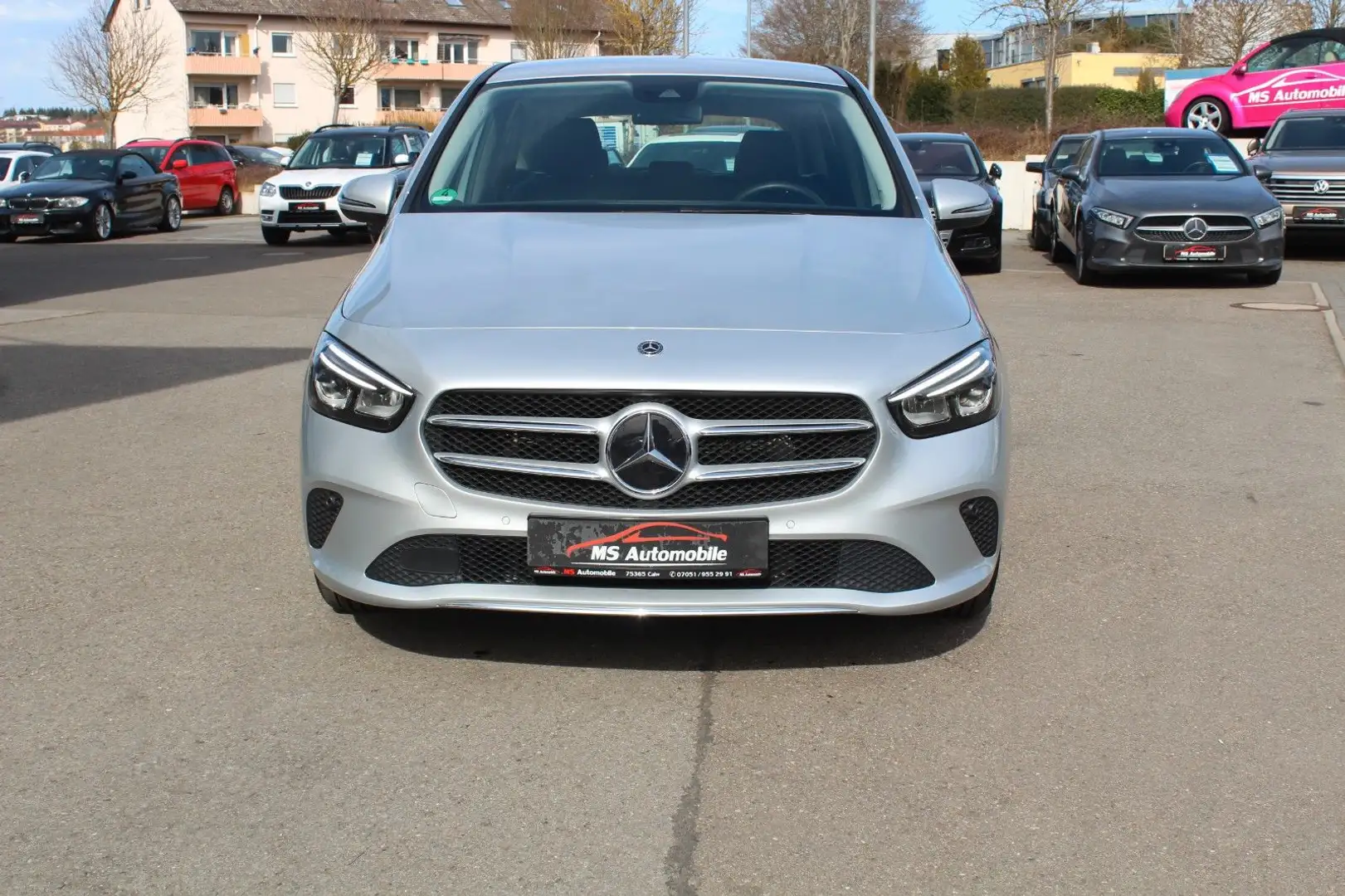 Mercedes-Benz B 180 7G-DCT Kamera_LED_Comand_MBUX_ Silber - 2