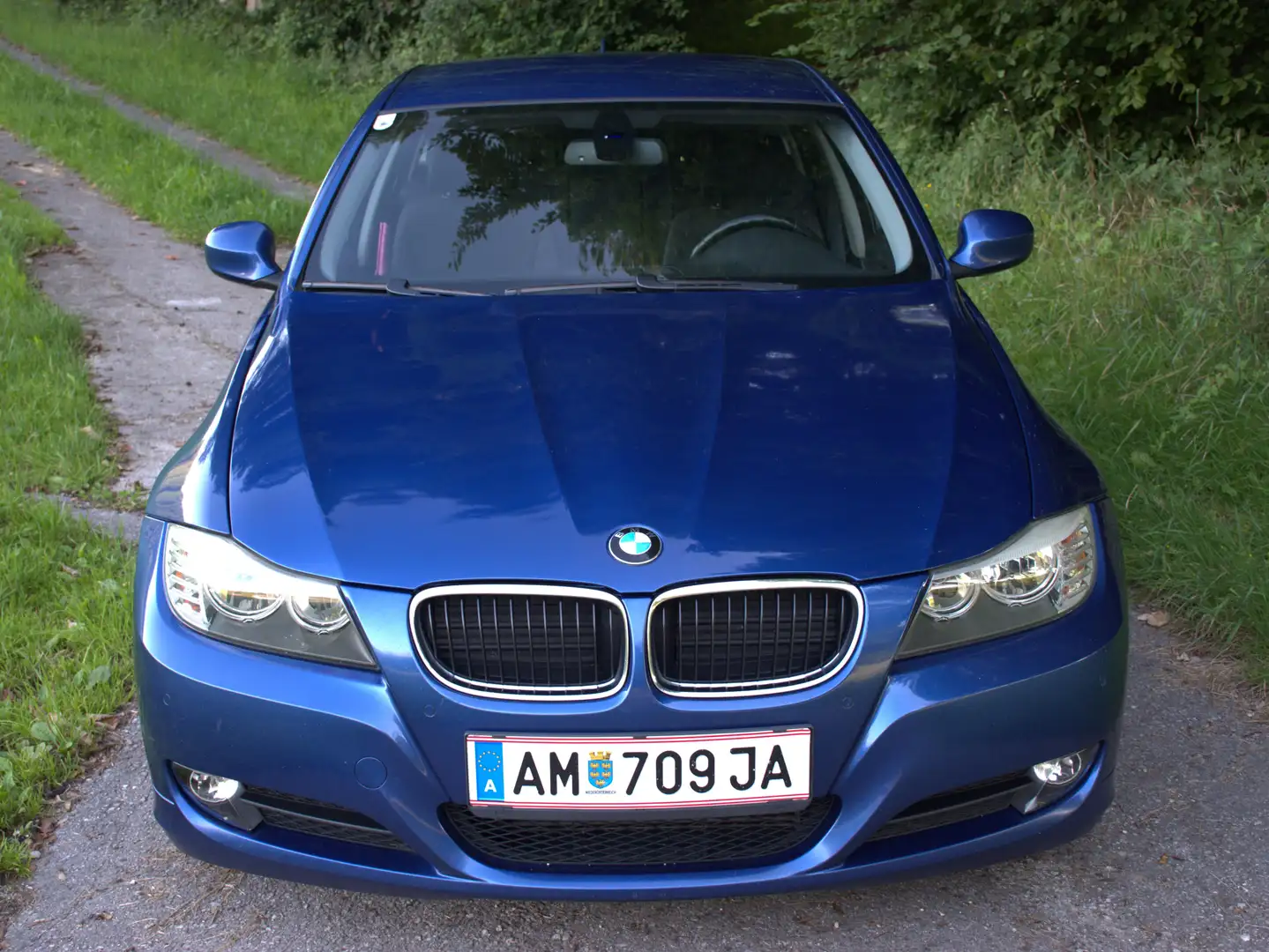 BMW 318 318d Touring Blau - 1