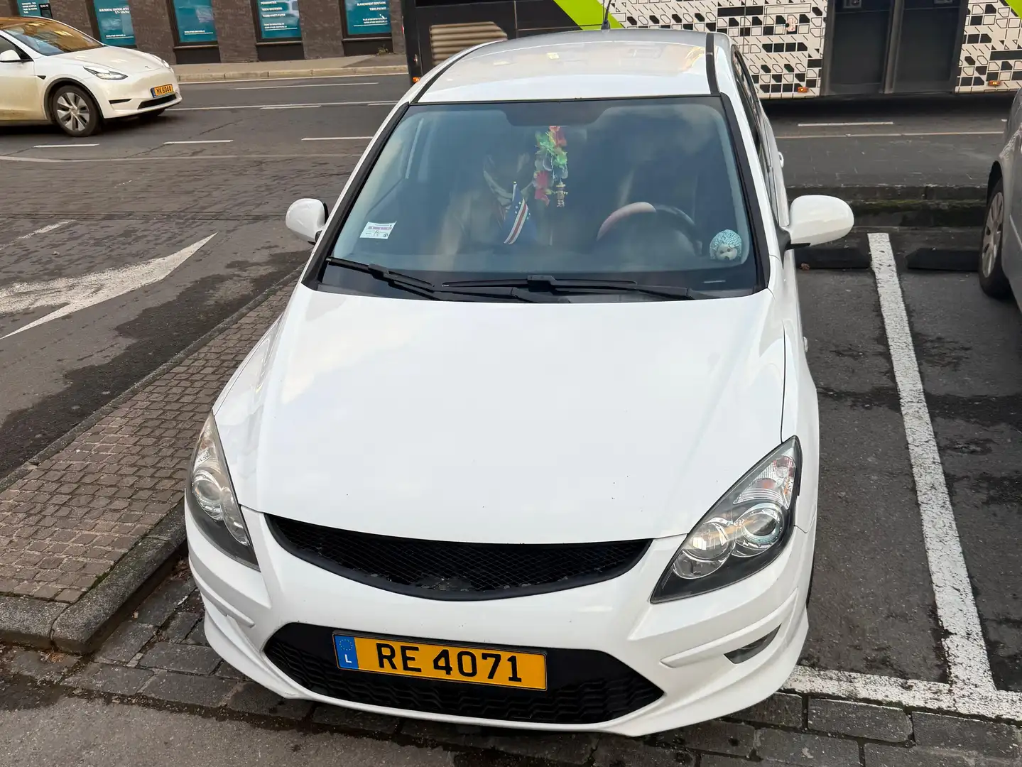 Hyundai i30 i30cw 1.6 CRDi Edition Plus Blanc - 1