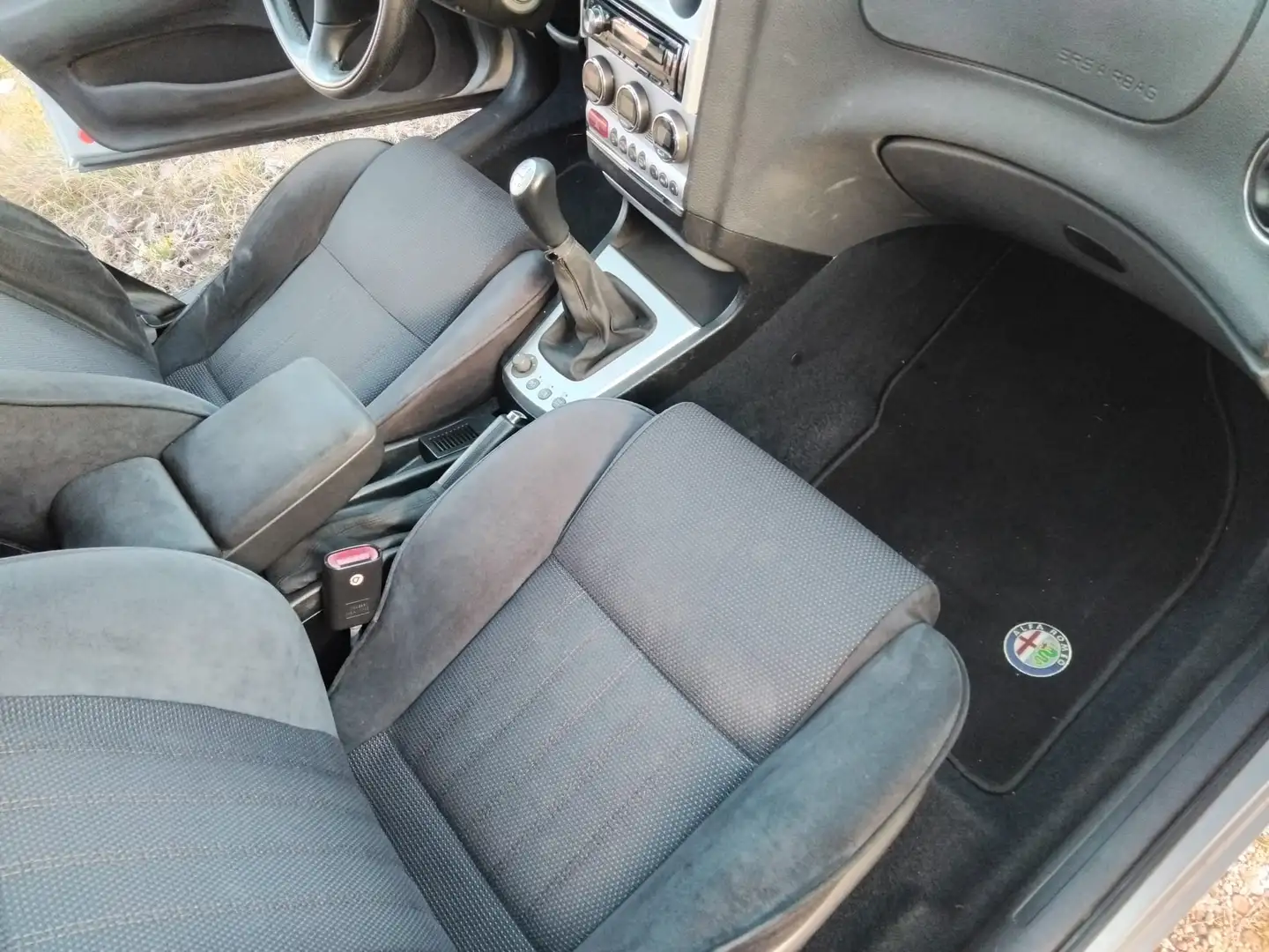Alfa Romeo 156 SW 1.6 T.S. Distinctive Silber - 2