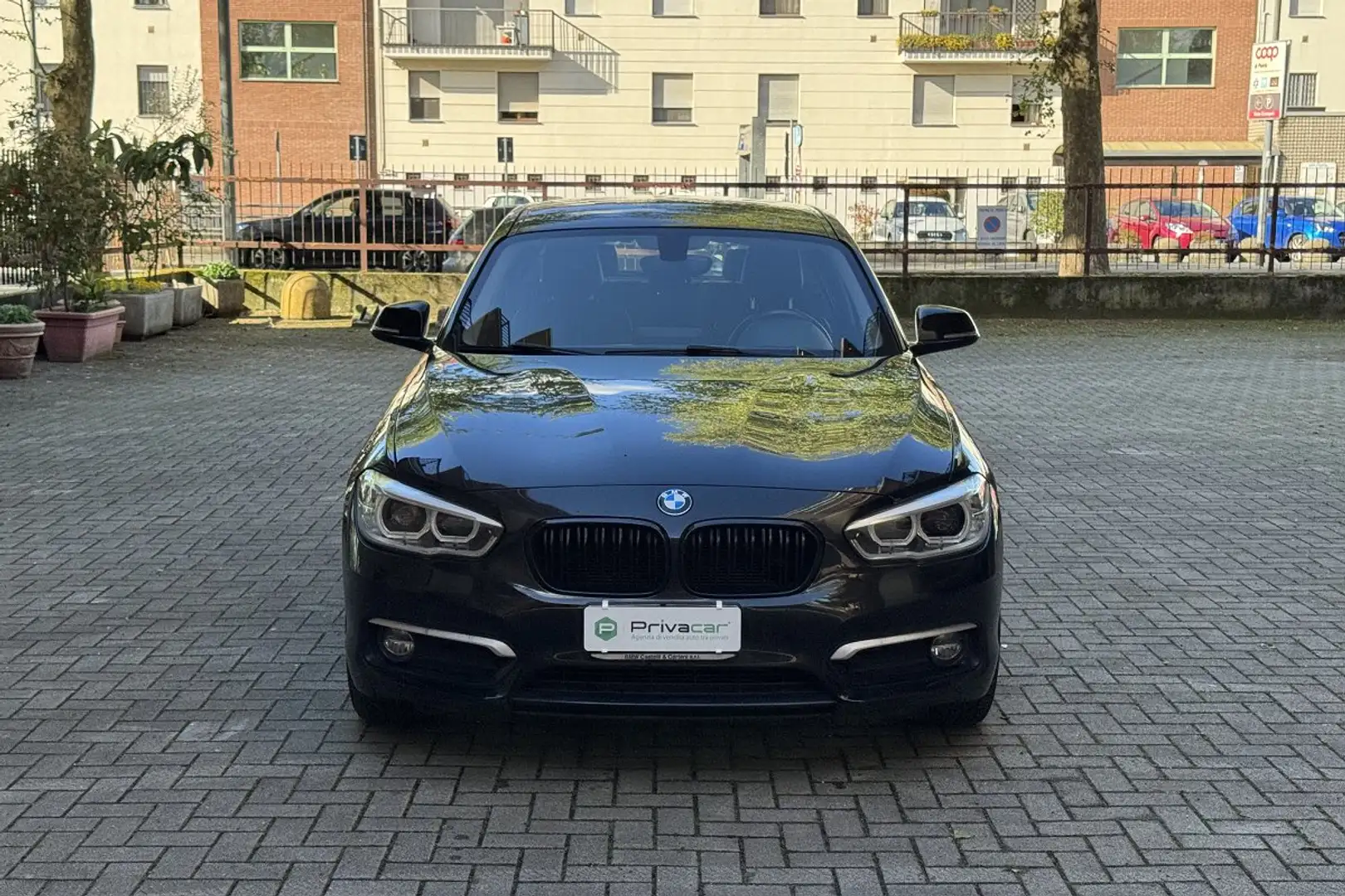 BMW 116 116d 5p. Urban Negro - 2