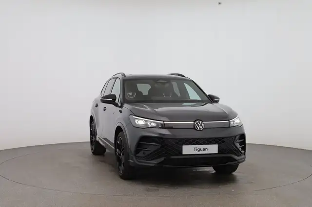 Volkswagen Tiguan R-Line eTSI DSG Ansicht 8