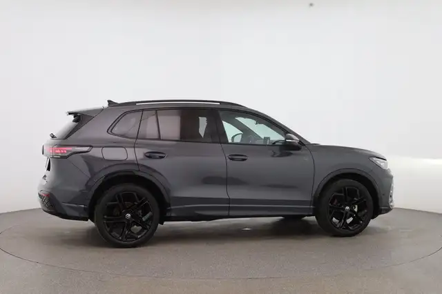 Volkswagen Tiguan R-Line eTSI DSG Ansicht 6