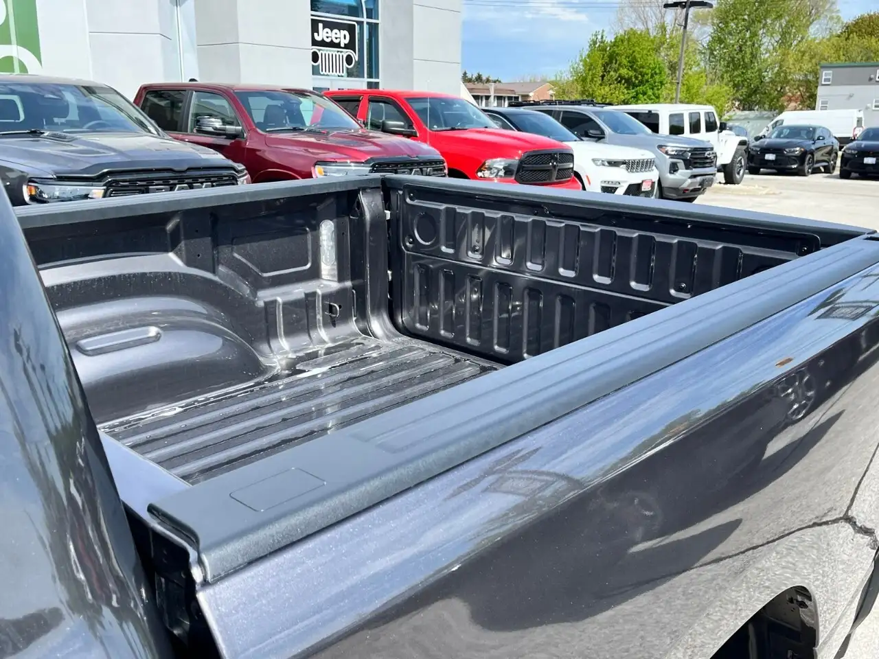 RAM 1500 снимка RAM 1500
