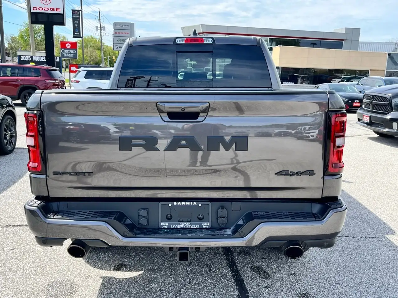 RAM 1500 снимка RAM 1500