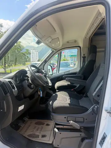 Fiat Ducato view 8