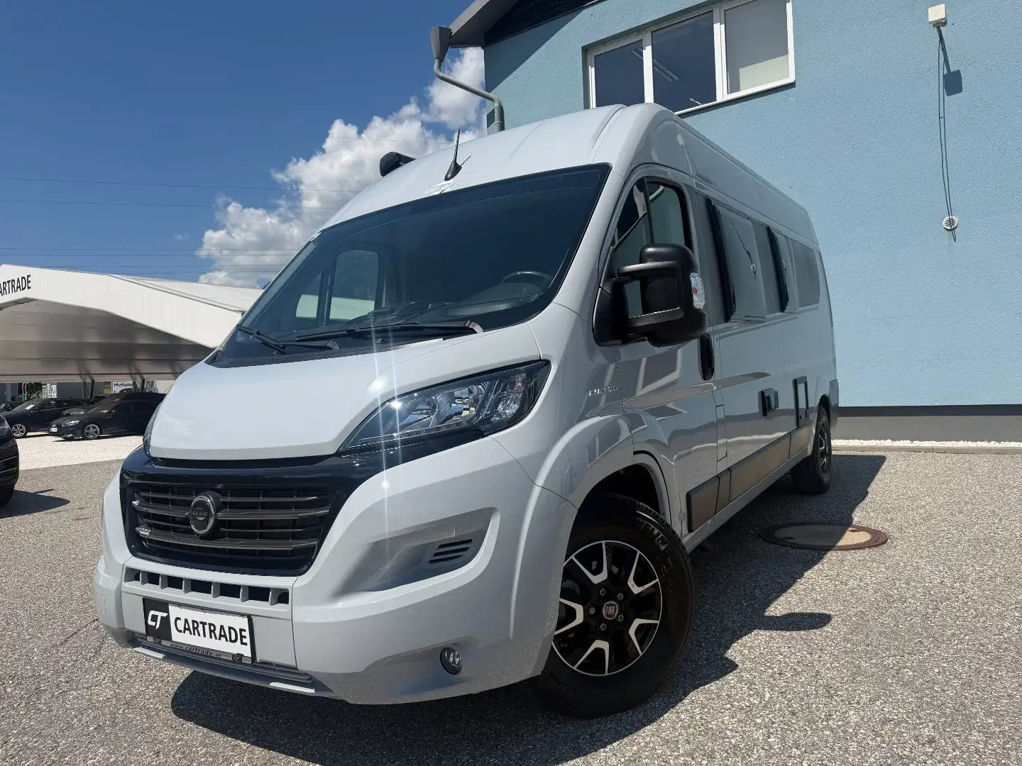 Fiat Ducato Carado 35 140 Multijet L4H2 Grau - 1