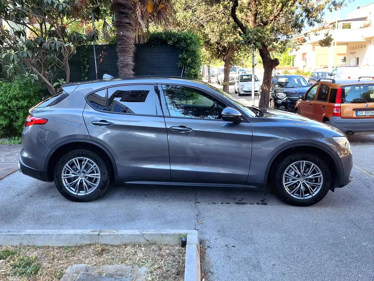 Alfa Romeo Stelvio 2021