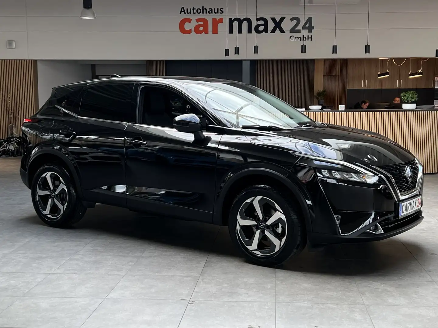 Nissan Qashqai N-Connecta 360Kamera NAVI DAB AHK CarPla Noir - 1