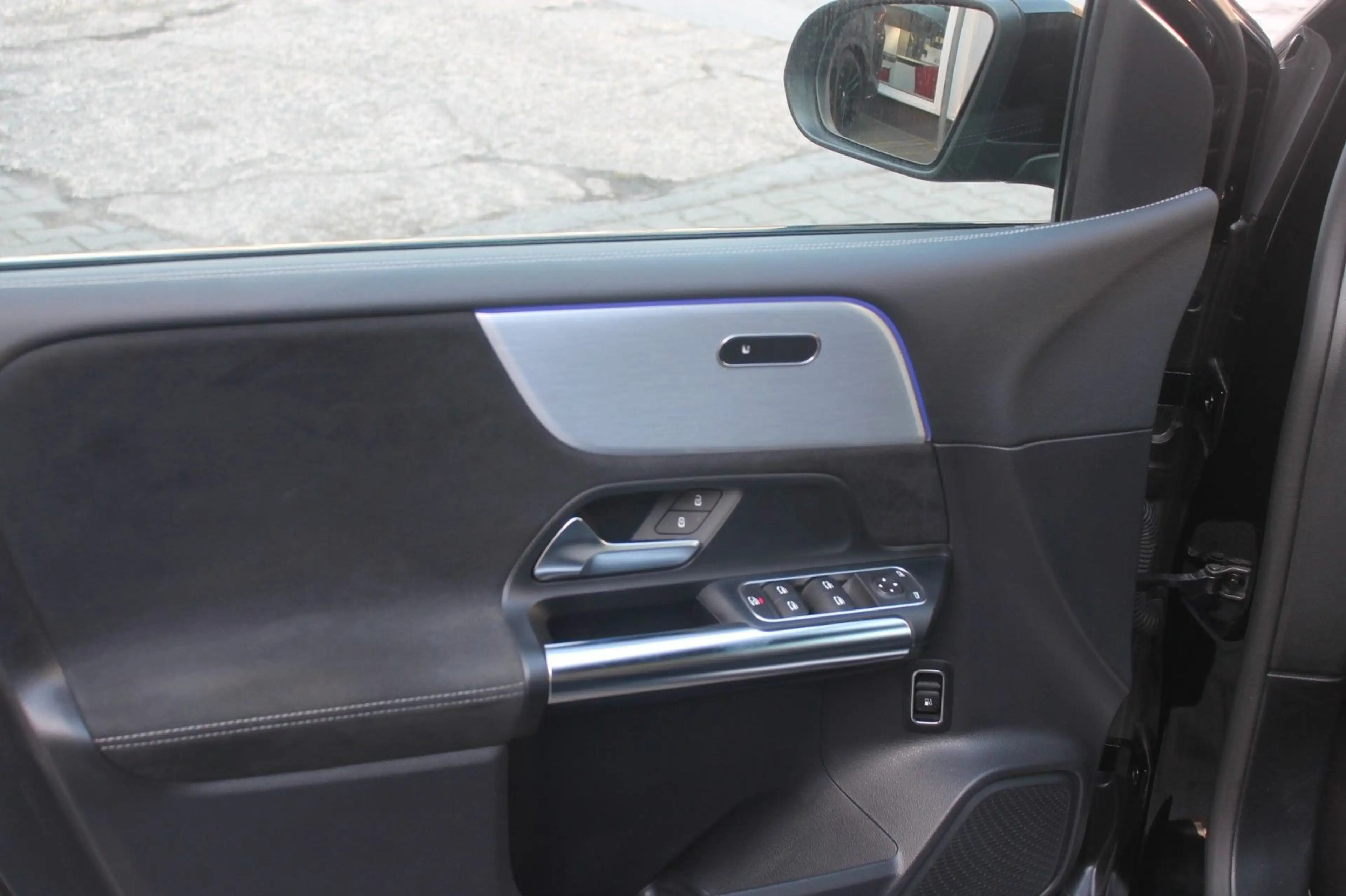Mercedes-Benz B 250 e DCT*AMG Line+Styling*MBUX*LED* Sitzhzg — photo 15
