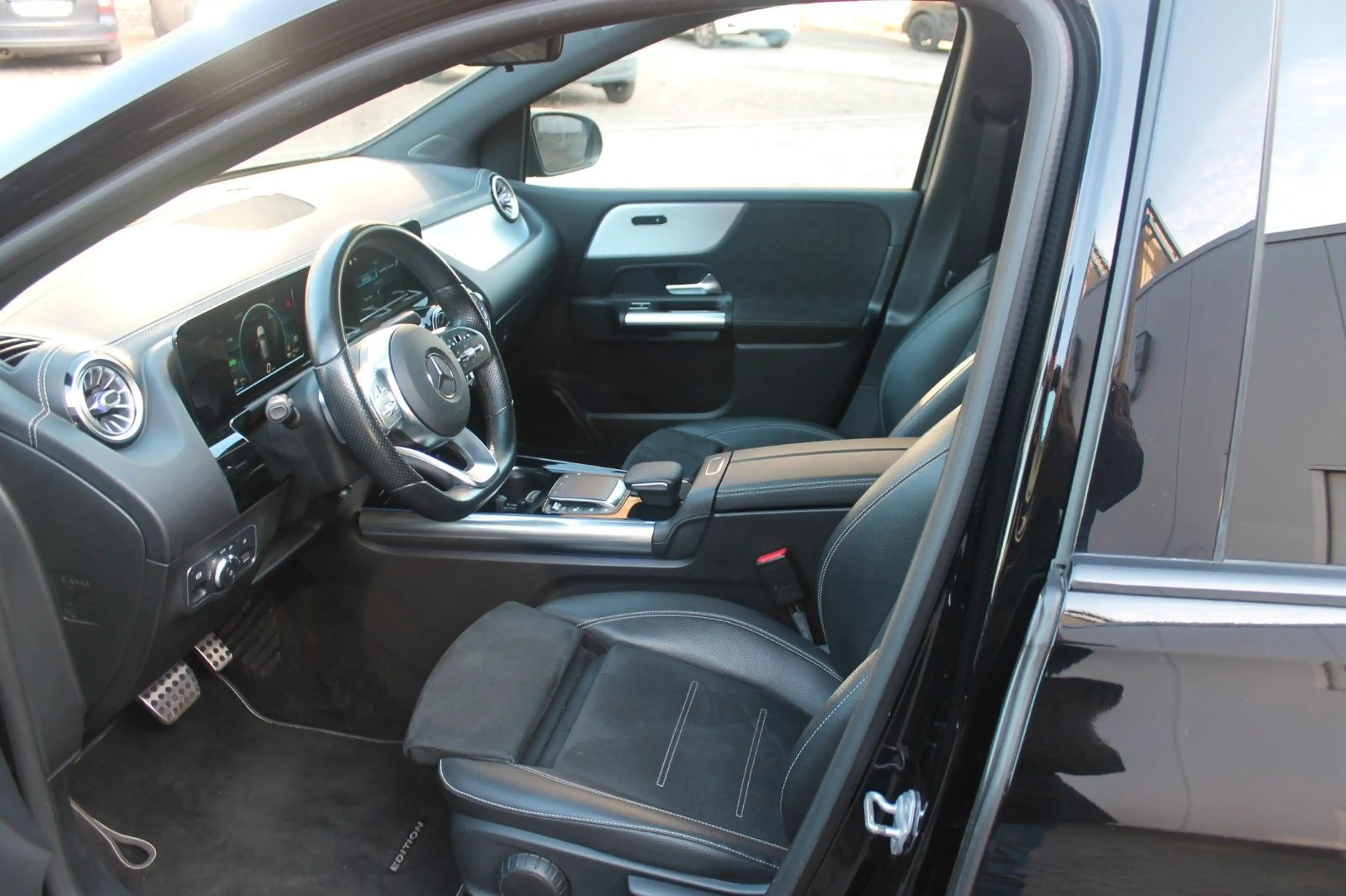 Mercedes-Benz B 250 e DCT*AMG Line+Styling*MBUX*LED* Sitzhzg — photo 14