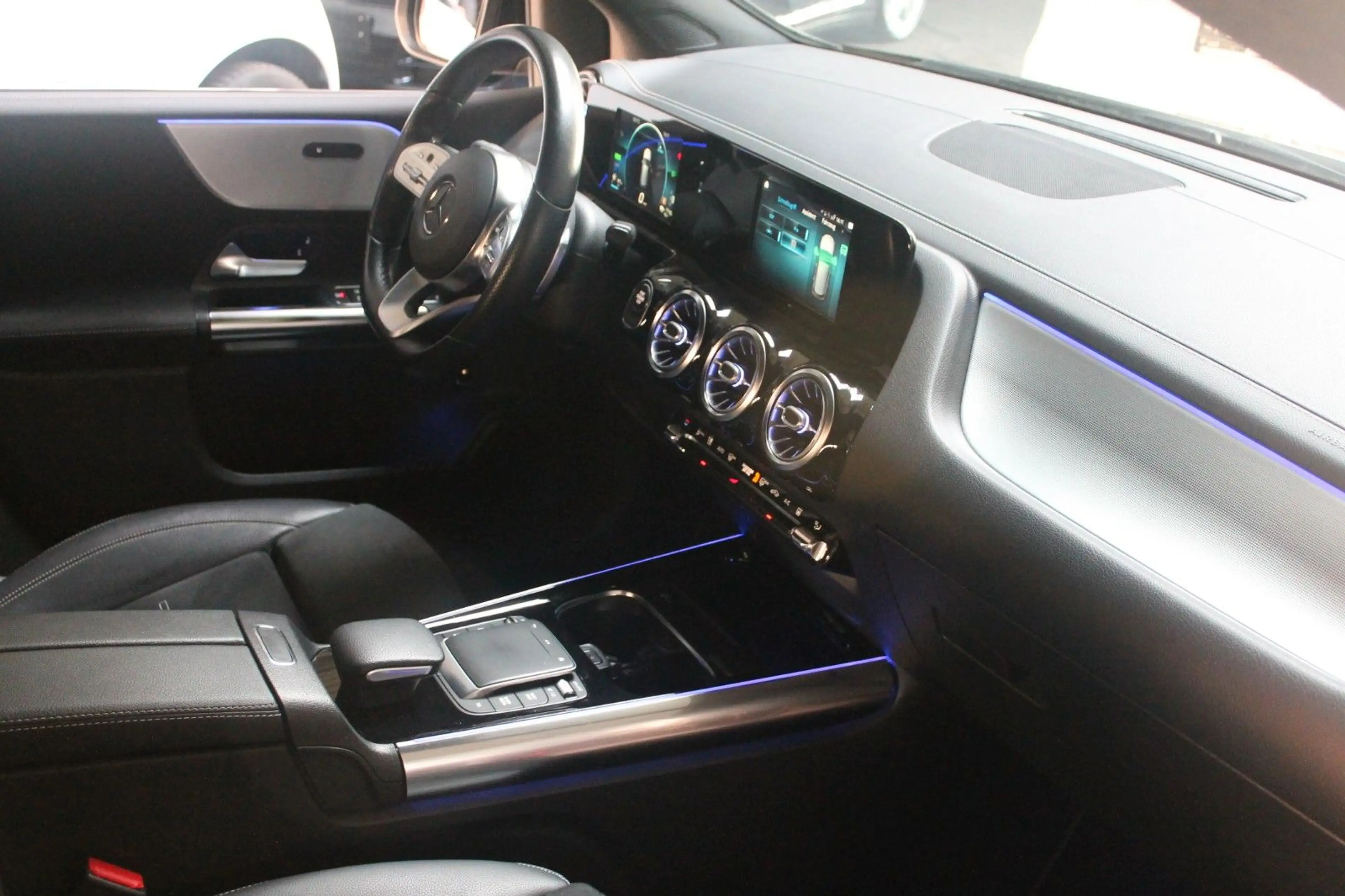 Mercedes-Benz B 250 e DCT*AMG Line+Styling*MBUX*LED* Sitzhzg — photo 8