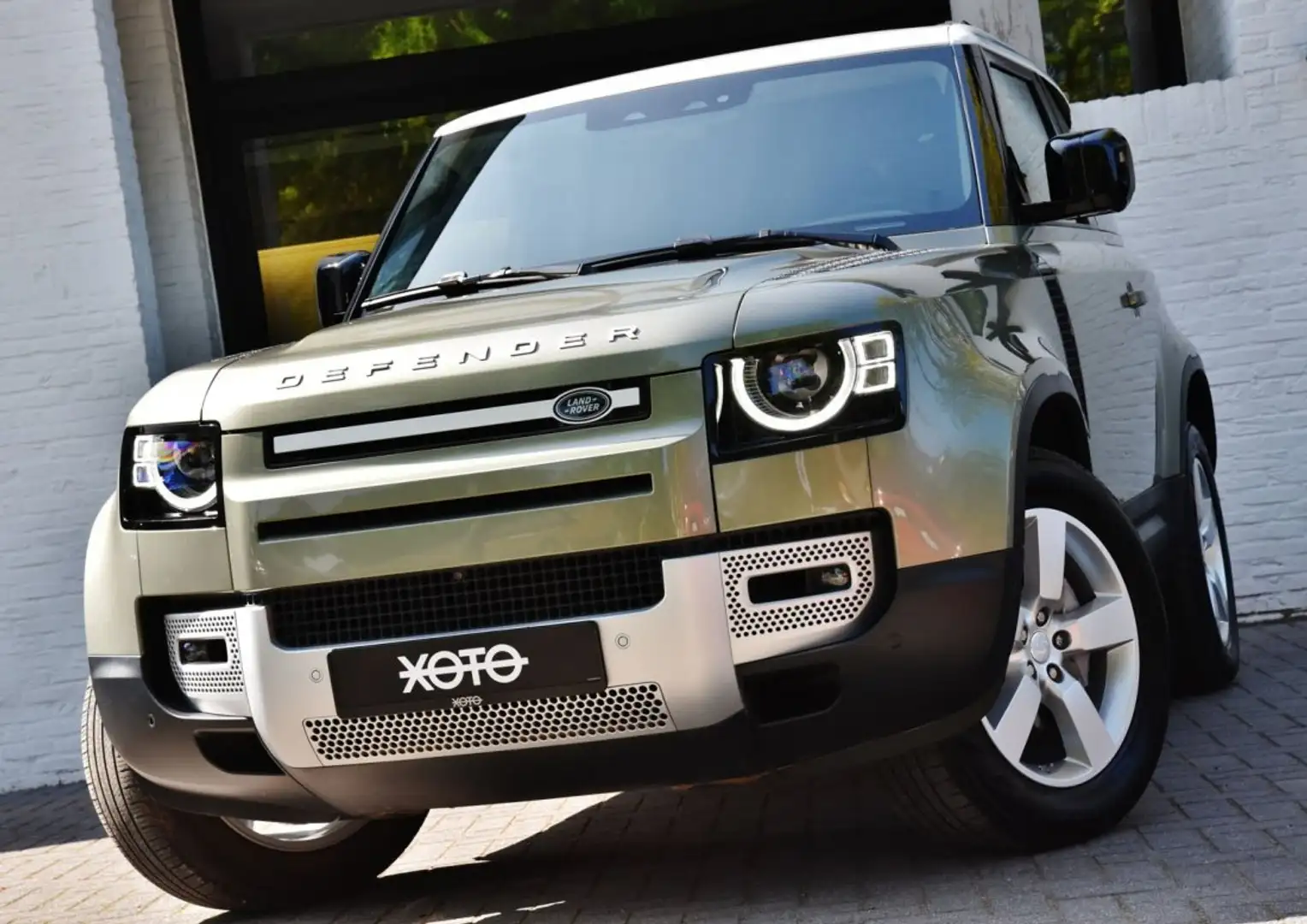 Land Rover Defender 90 3.0D D250 FIRST EDITION ***LICHTE VRACHT*** Vert - 1