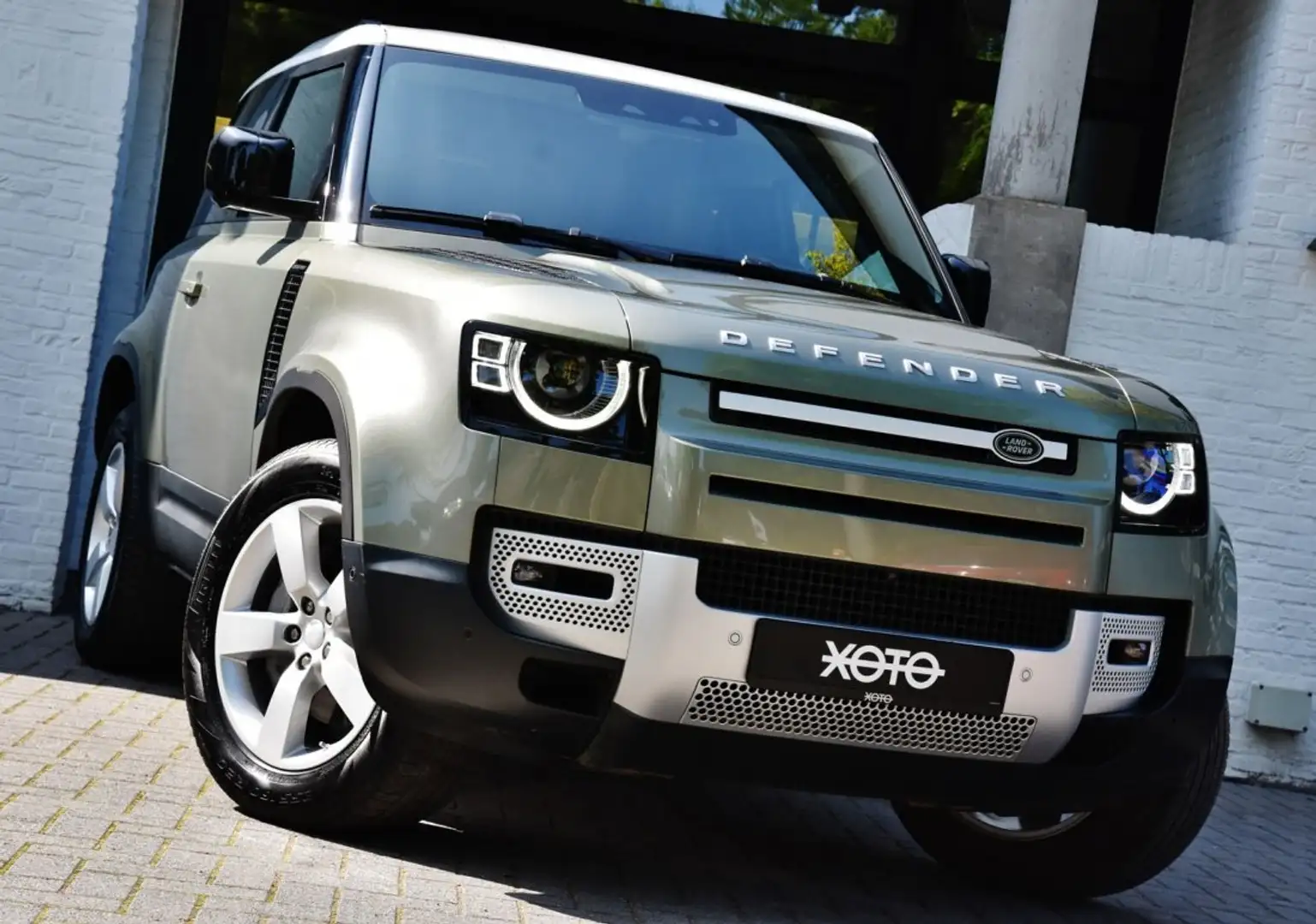 Land Rover Defender 90 3.0D D250 FIRST EDITION ***LICHTE VRACHT*** Vert - 2