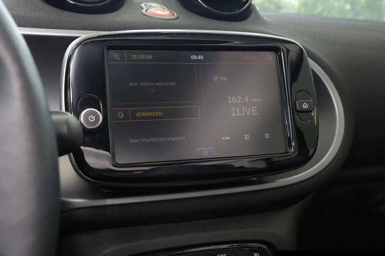 smart forTwo 2024 — фото 12