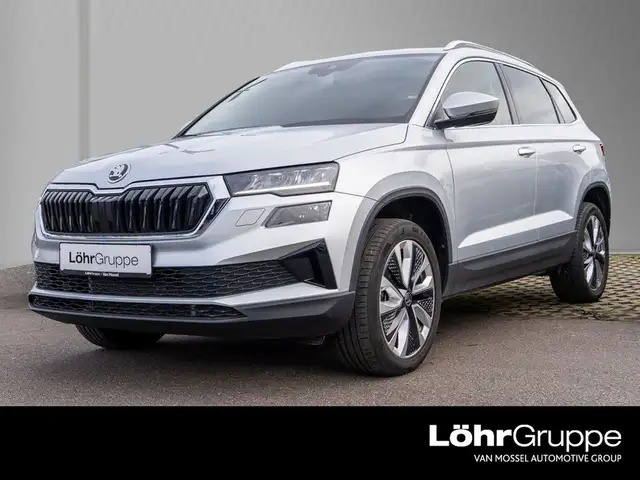 Skoda Karoq 1.5 TSI DSG Selection LED, SmartLink