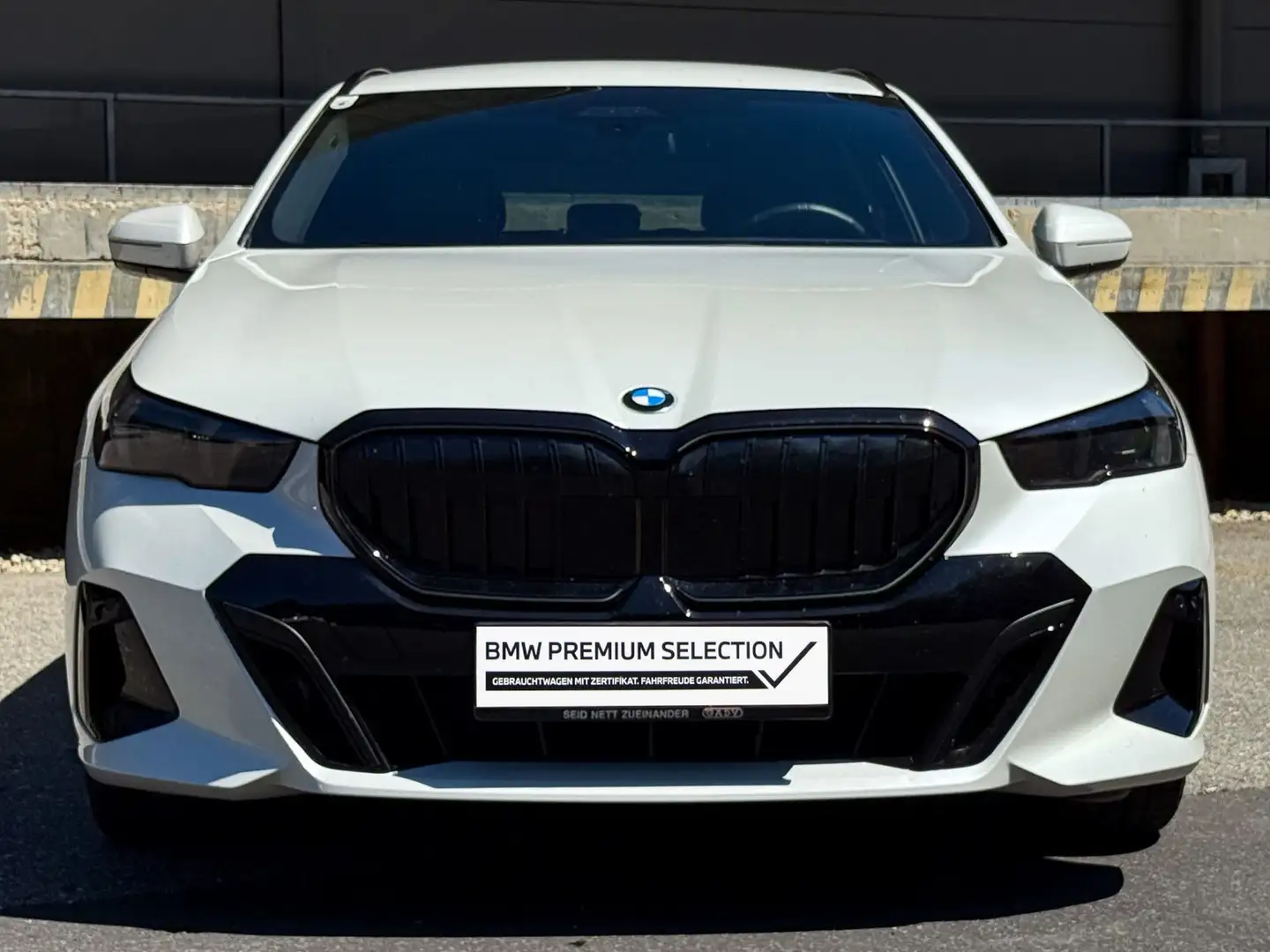 BMW 520 d xDrive M-Sportpaket Pro Weiß - 2