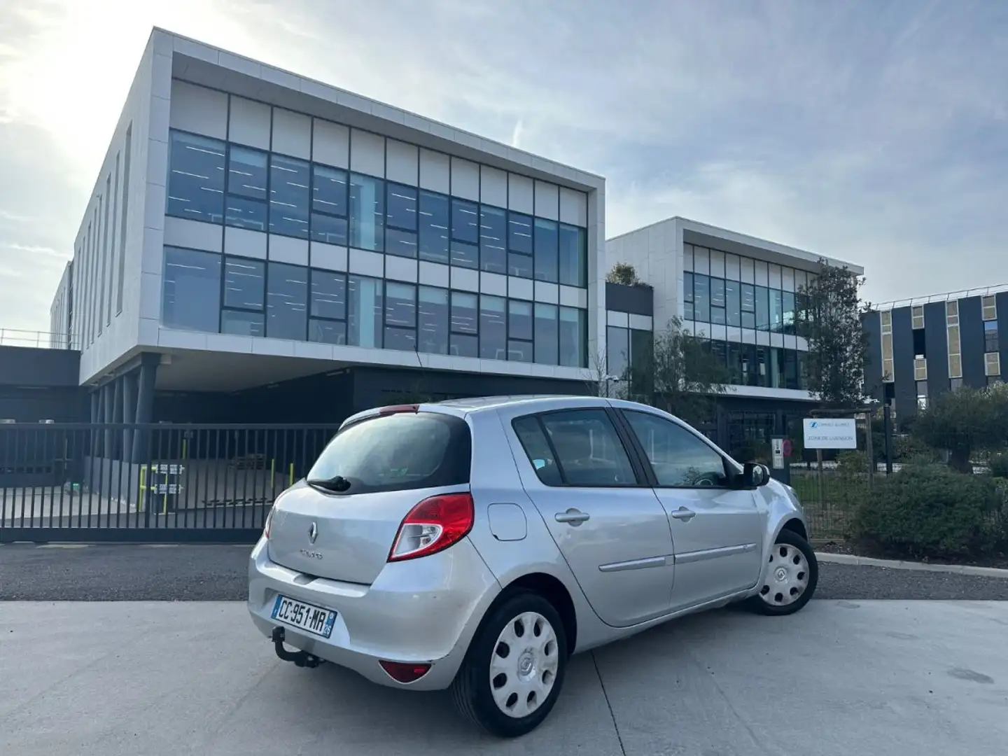 Renault Clio Expression Clim Сірий - 2