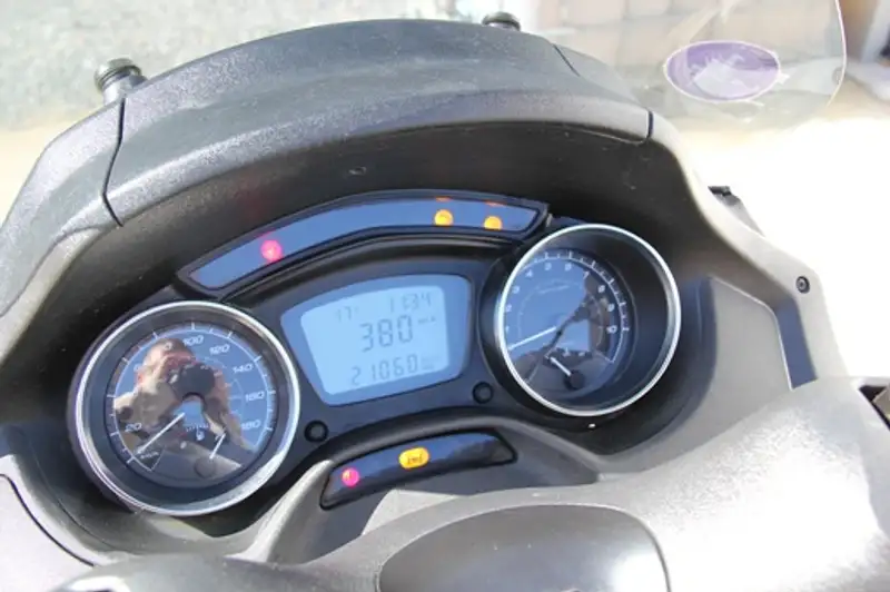 Piaggio MP3 500 - foto 6