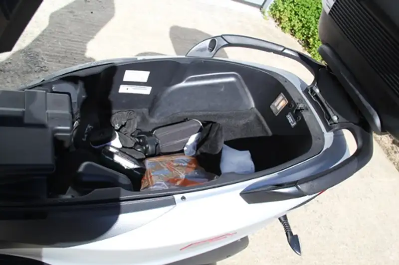 Piaggio MP3 500 - foto 8