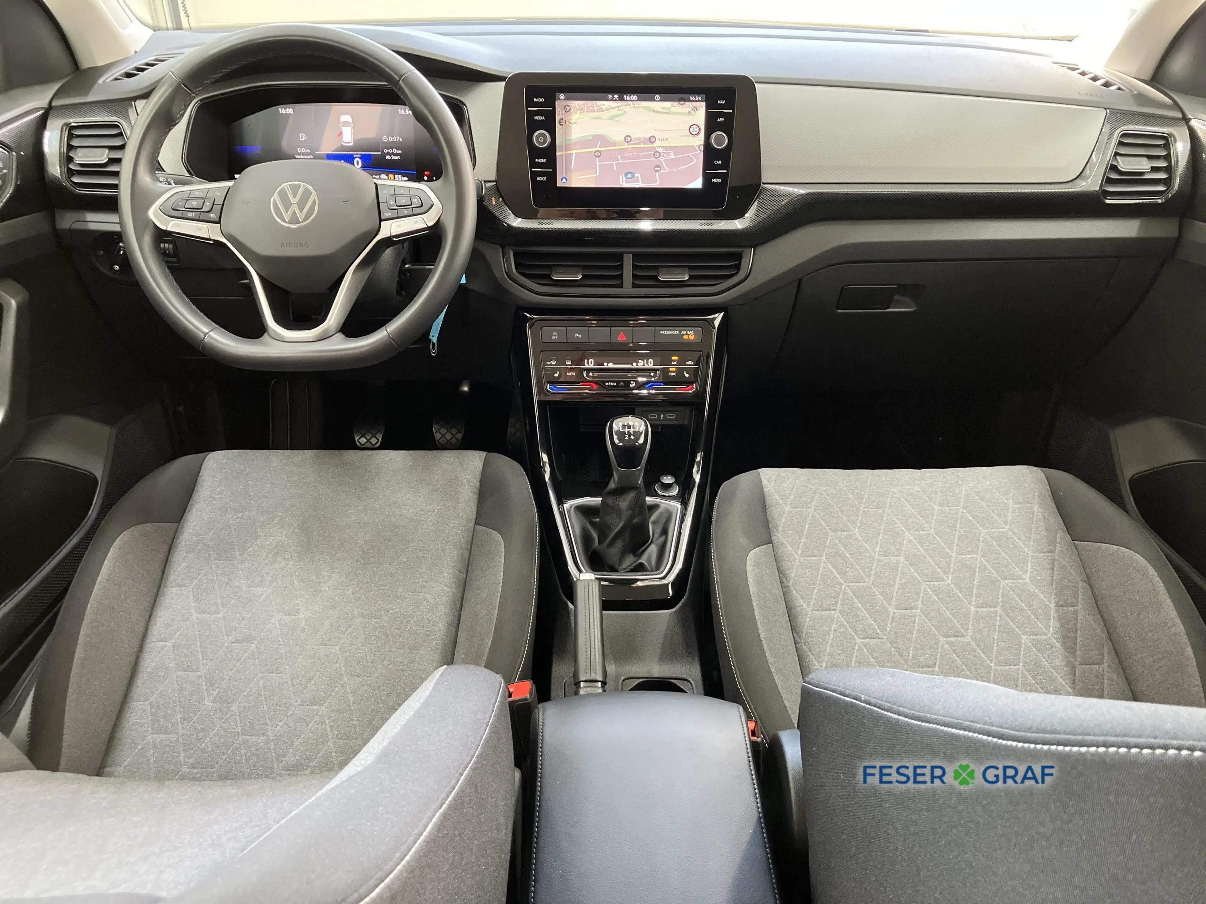Volkswagen T-Cross Life 1.0 TSI RFK ACC SHZ LED Virtual Nav — photo 11
