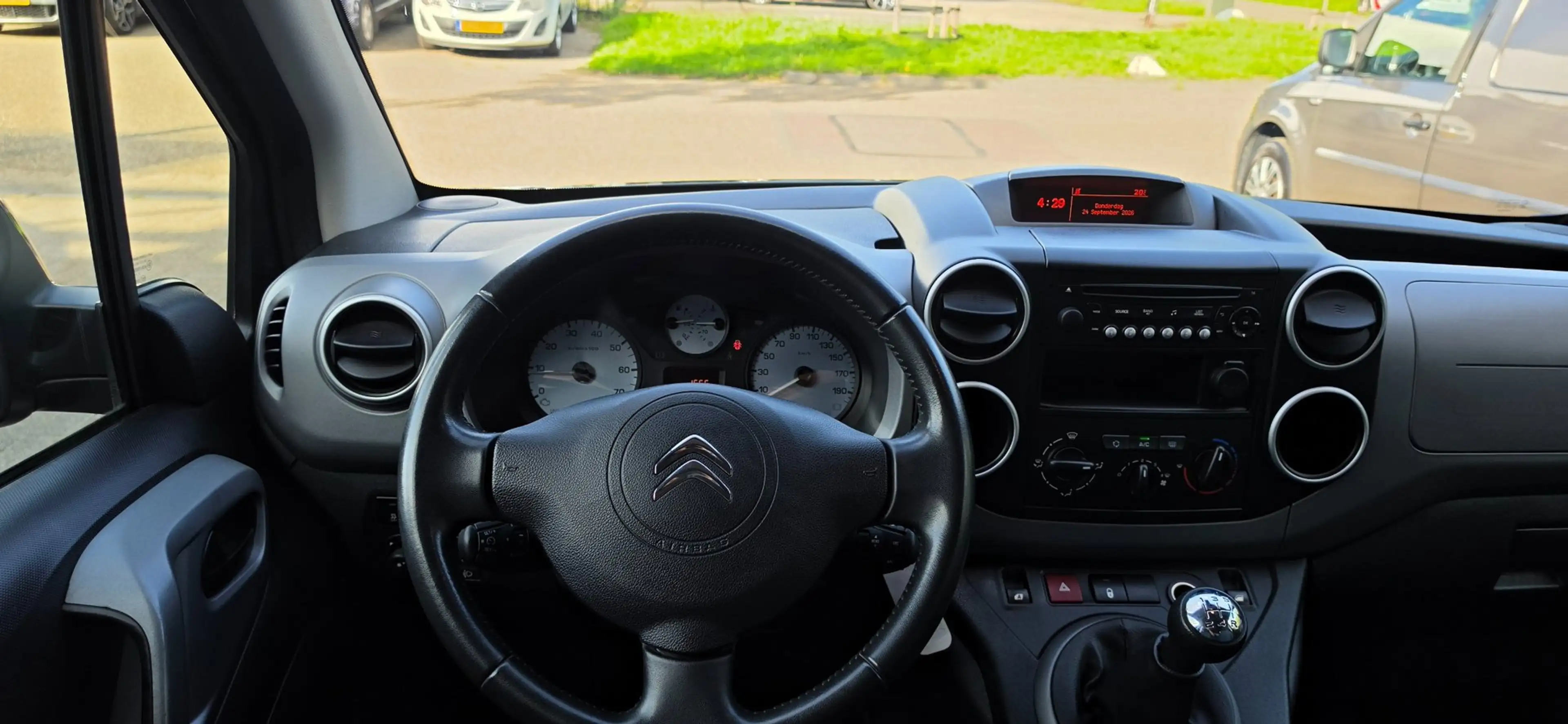 Citroen Berlingo 1.6 VTi Cruise Airco 4 Cilinder PDC Trekhaak Bleut — photo 6