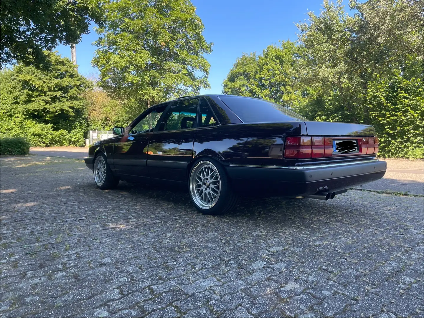 Audi 200 20V quattro - 1