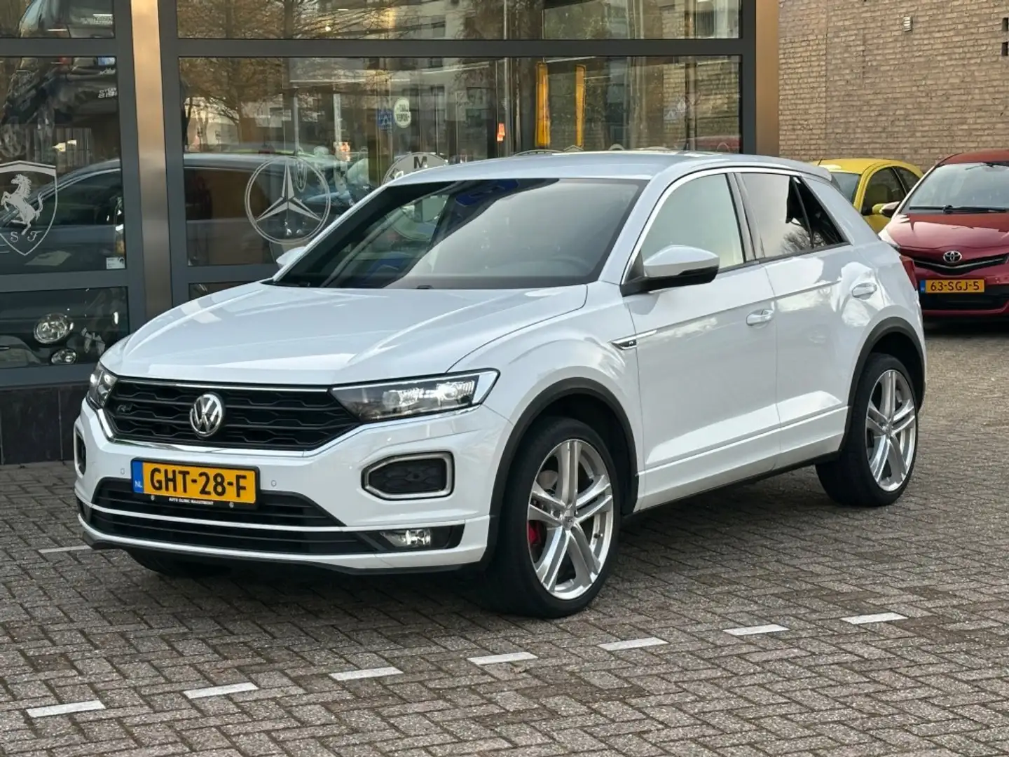 Volkswagen T-Roc 1.5 TSI SPORT R-Line 150 PK Navi  Cruise DAB PDC Blanc - 2