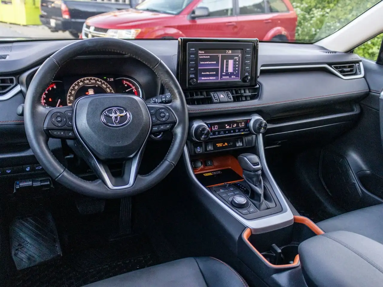 Toyota RAV 4 снимка Toyota RAV 4