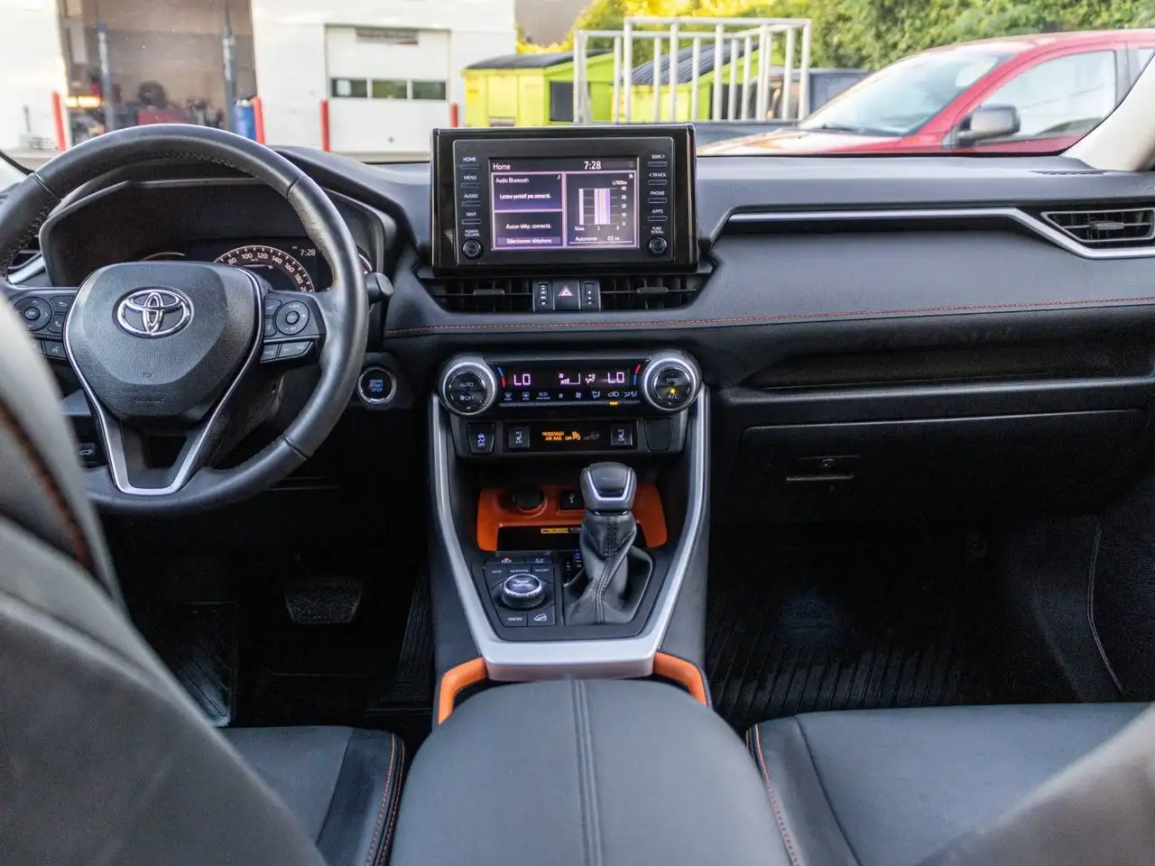 Toyota RAV 4 снимка Toyota RAV 4
