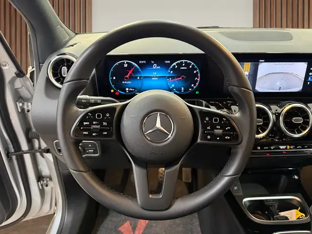 Mercedes-Benz B-Class view 15