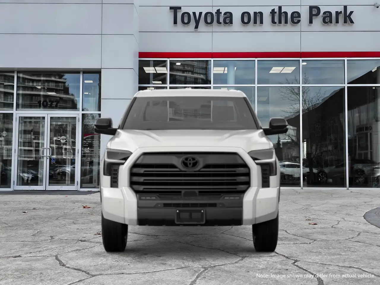 Toyota Tundra снимка Toyota Tundra