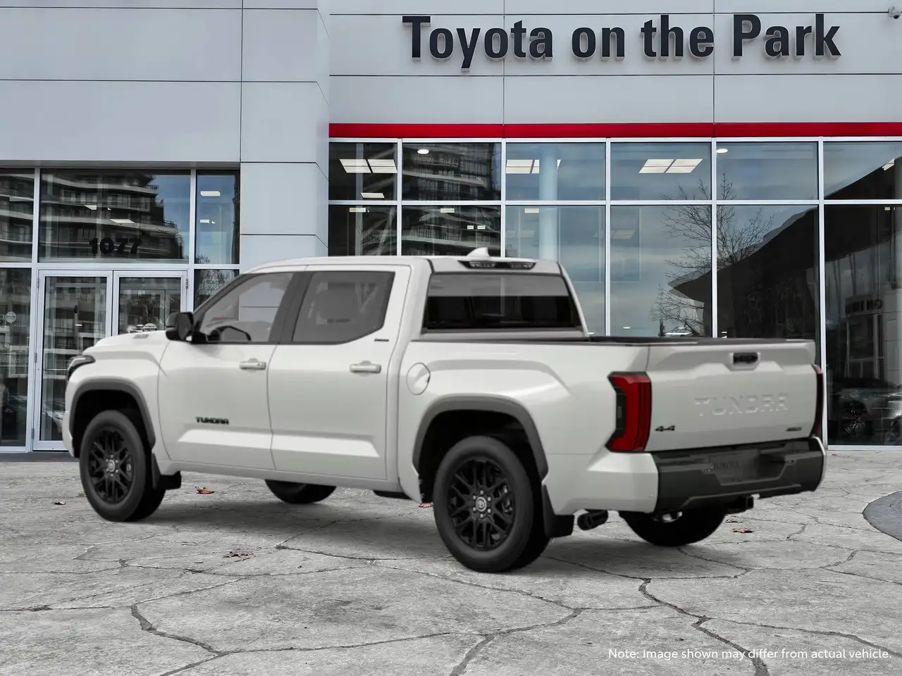 Toyota Tundra снимка Toyota Tundra