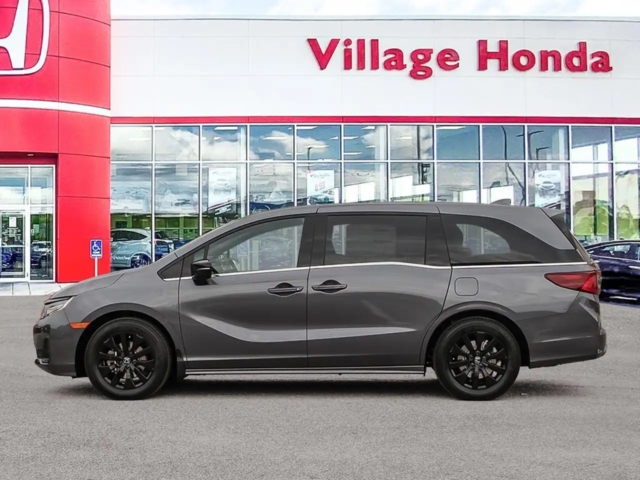Honda Odyssey снимка Honda Odyssey