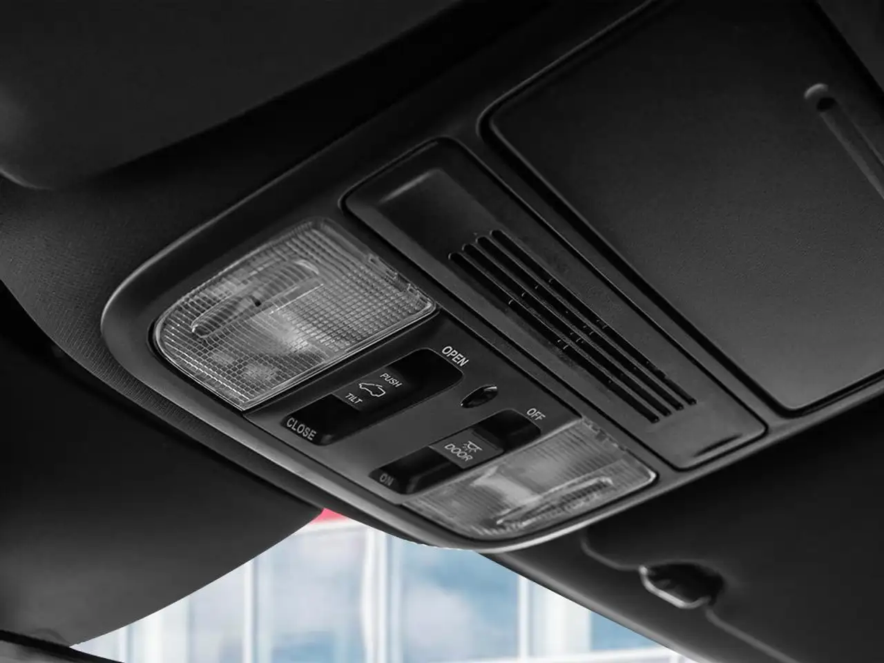 Honda Odyssey снимка Honda Odyssey