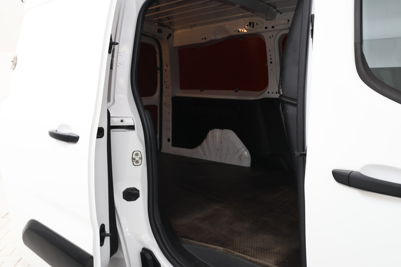 Peugeot Partner 1.5 BlueHDI Pro Long — photo 6